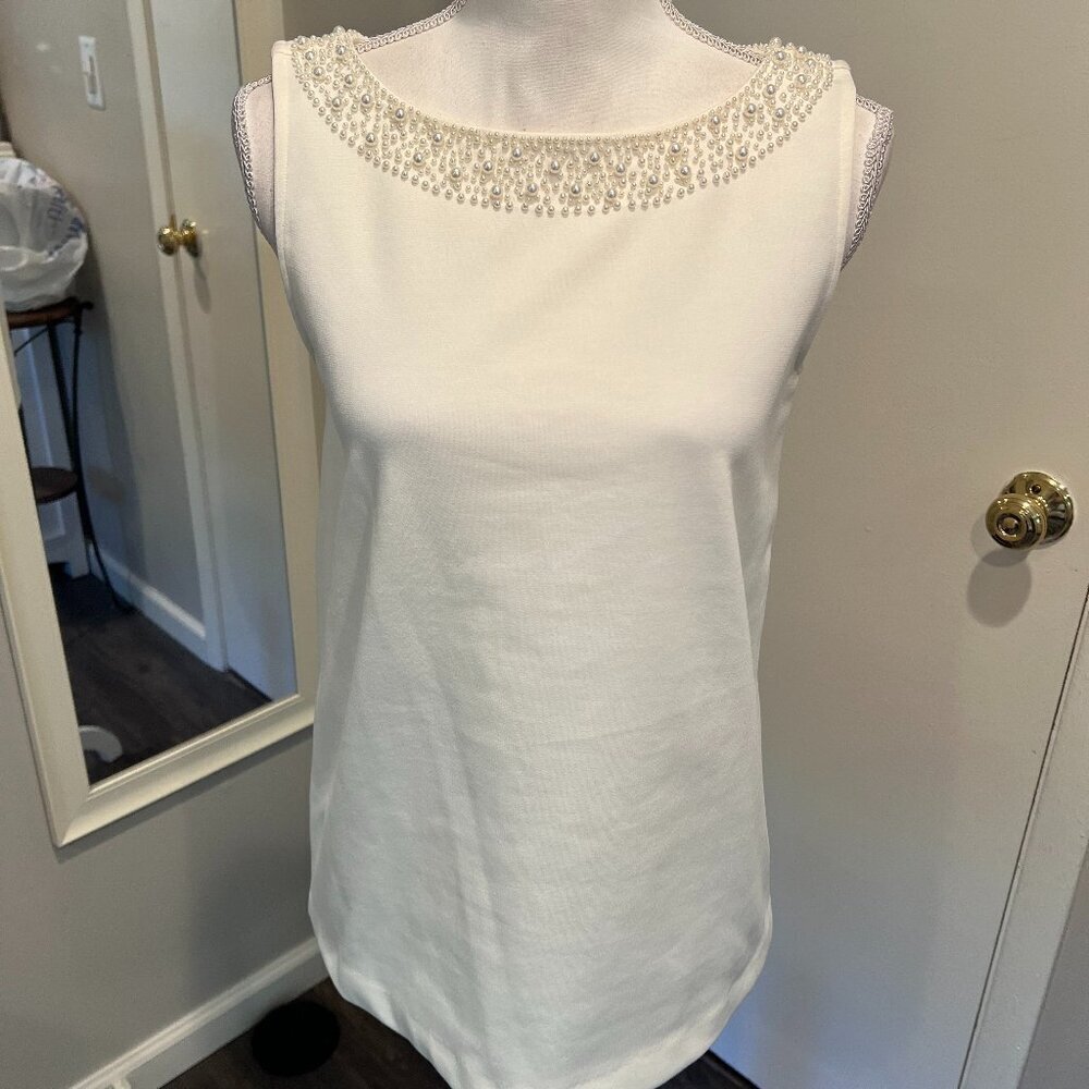 NWT Ann Taylor Cream Sleeveless Top with Faux Pearl Collar, Size Small